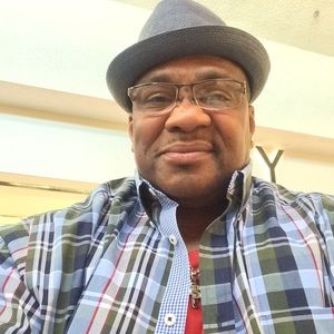 Meet your Posher, Charles